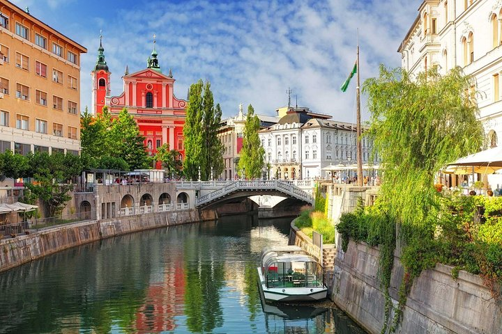 Private tour/Shore excursion to Lake Bled and Ljubljana from Trieste - Photo 1 of 5