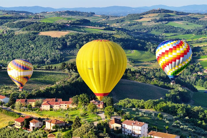 Private Tour: Tuscany Hot Air Balloon Flight with Transport from Siena - Photo 1 of 13