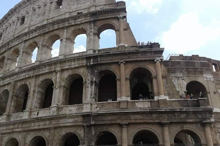 Private transfer from Napoli to Rome - Photo 1 of 6