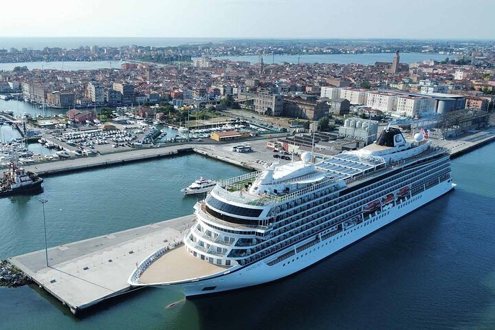 Private transfer from Venice to Chioggia Cruise Terminal - Photo 1 of 6