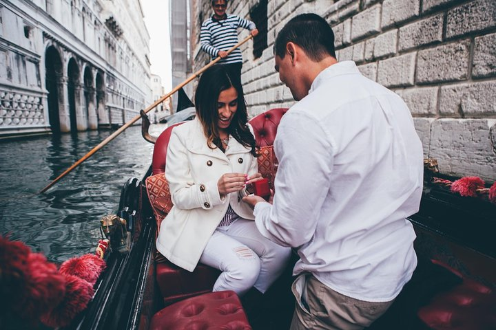 Proposal Photographer in Venice - Photo 1 of 11