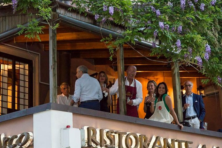 Roman Home-Cooked Dinner with a Panoramic View on Gianicolo Hill - Photo 1 of 22