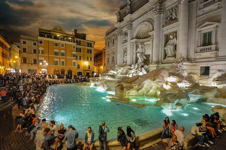 Rome by Night Walking Tour - Small group - Photo 1 of 9