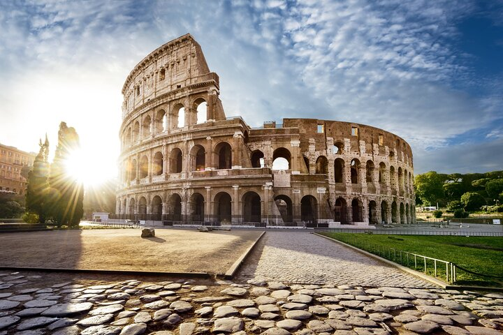 Rome Super Pass with Public Transport, Vatican and Colosseum - Photo 1 of 10