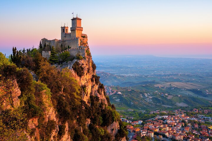 San Marino Private Day Tour with Lunch - Photo 1 of 6