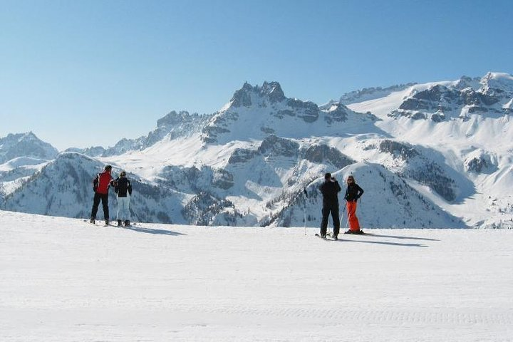 Sellaronda Ski Tour - Photo 1 of 6