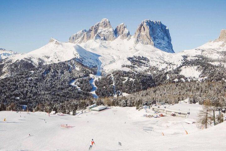 Ski safari in Sellaronda with ski instructor accompanying guide - Photo 1 of 18