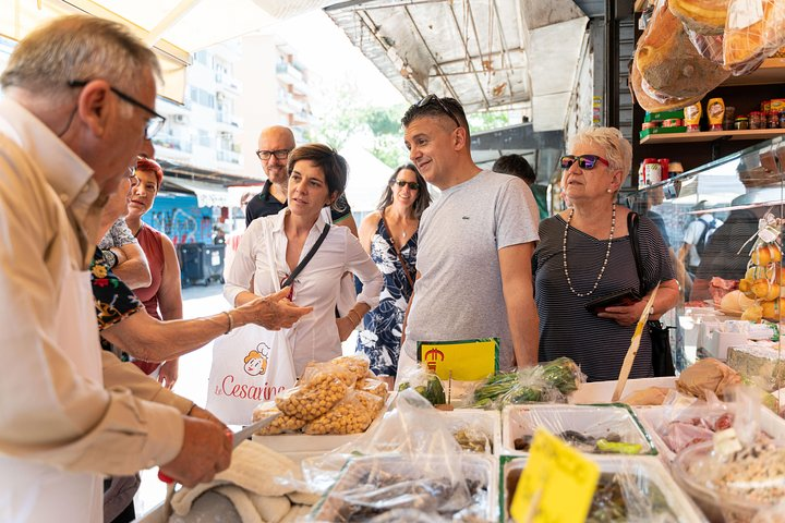 Small Group Market tour and Cooking class in Pompei - Photo 1 of 6