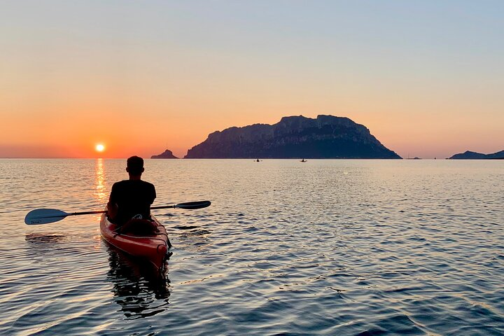 Small Group Sunrise Kayak Tour with Snorkeling and Coffee - Photo 1 of 12