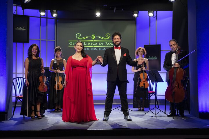 I Solisti dell'Opera Lirica di Roma: Soprano, Tenor and a String Quartet