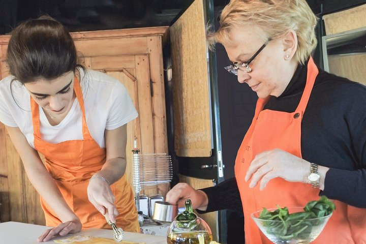 The secrets to learn fresh pasta and tiramisù - Photo 1 of 22