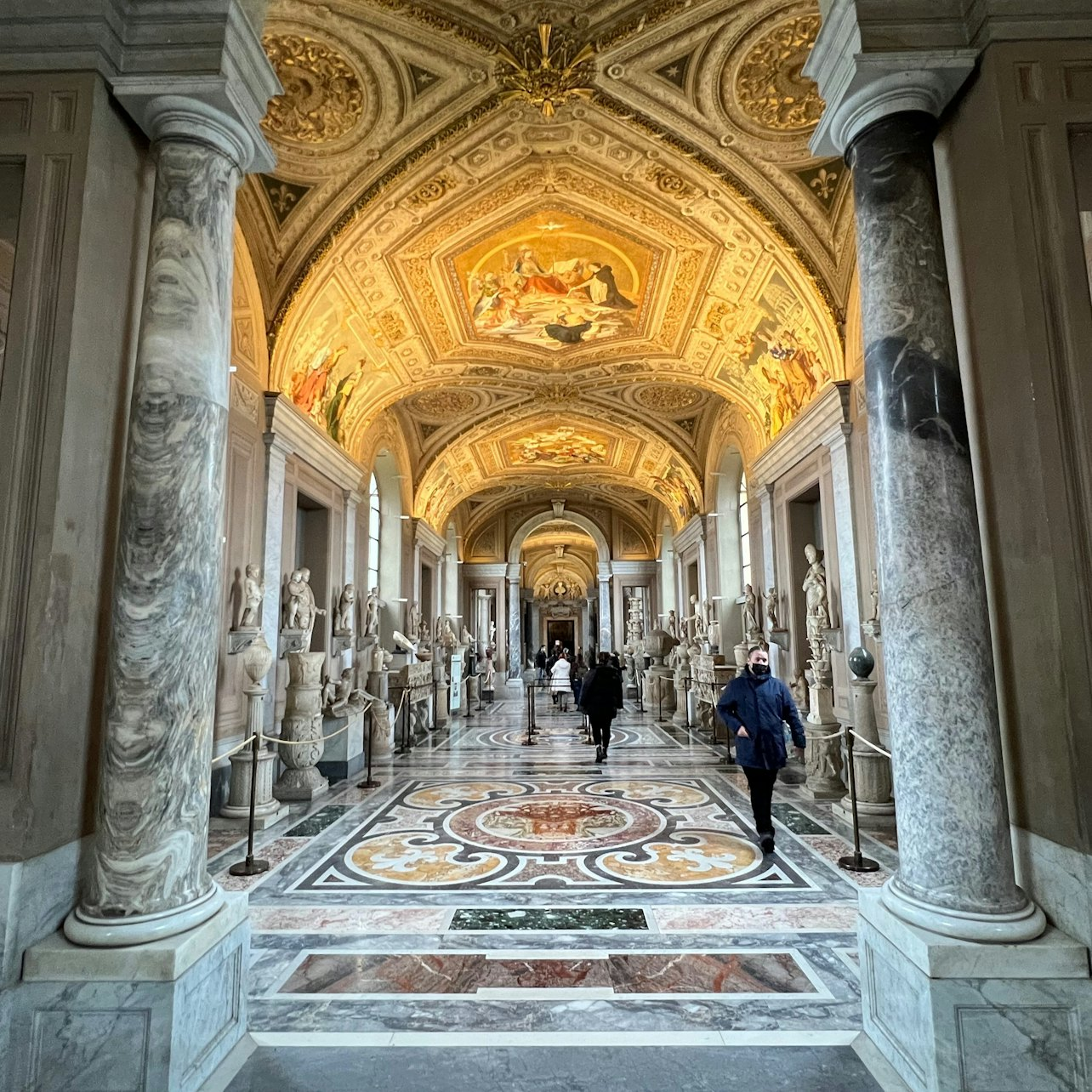 Vatican Museum: Skip the Line Entrance and Guided tour + St. Peter's Basilica - Photo 1 of 23