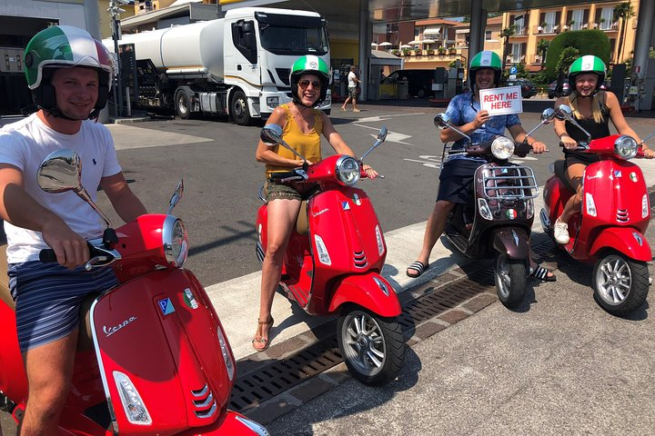 Vespa tour on Lake Garda (only rent) - Photo 1 of 4