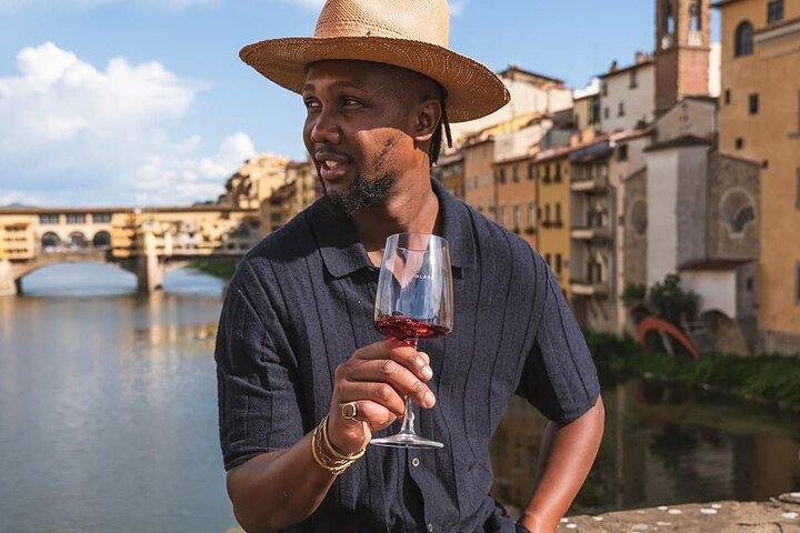 Wine Tasting Experience in Ponte Vecchio: Best Tuscany selection! - Photo 1 of 12