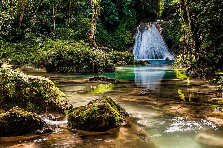 Blue Hole( secret falls and Blue lagoons).