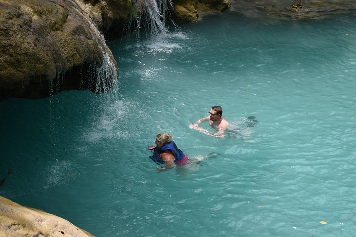 Blue Hole Cave