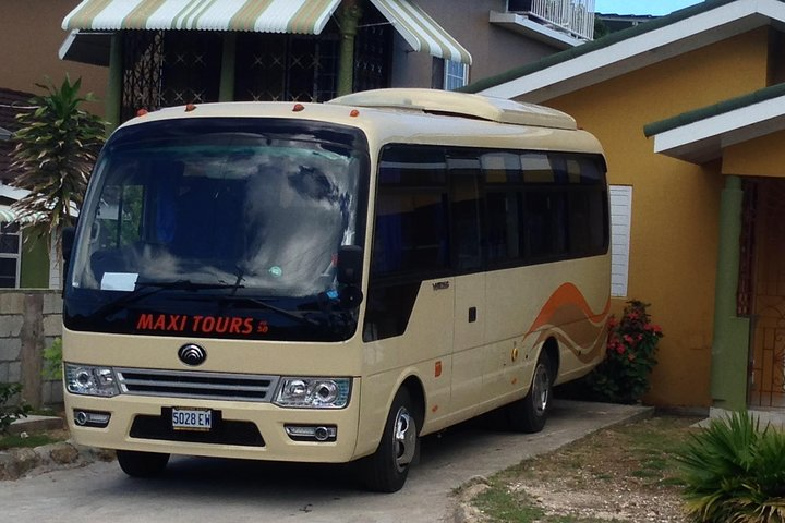 MBJ Airport Round trip Private transfer for Runaway Bay Hotels - Photo 1 of 6