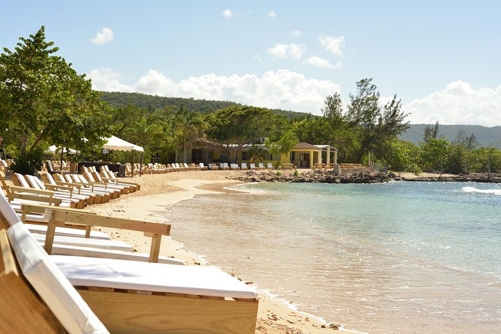 Montego Bay: Bamboo Beach Break - Photo 1 of 10