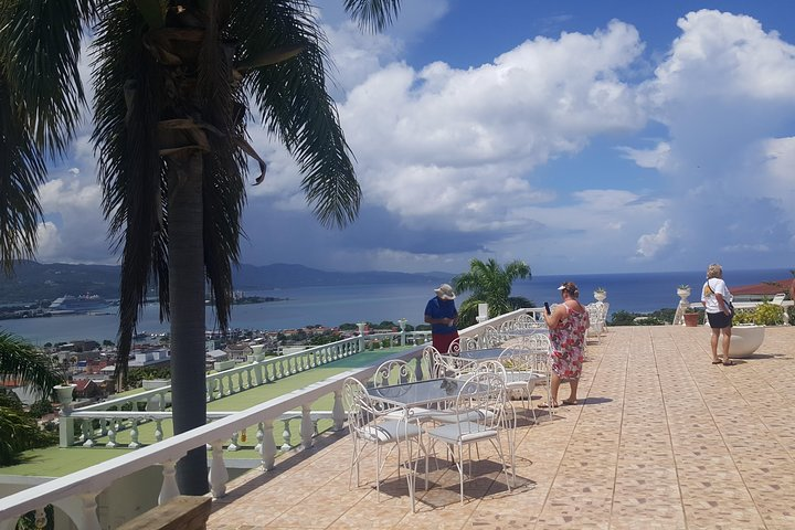  Montego Bay Tour, Souvenir Shopping & Beach Club  - Photo 1 of 8