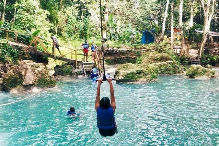 Rope swing like Tarzan/ Jane