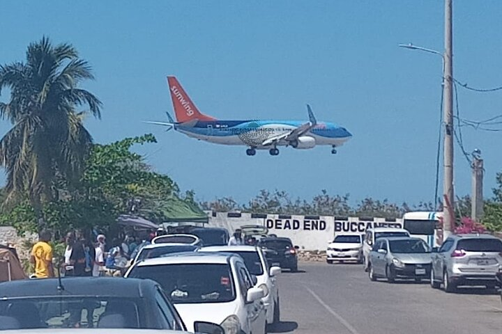 PRIVATE Ocho Rios Airport Transfer from MBJ Airport w Local Guide - Photo 1 of 8