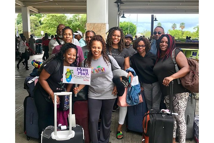 Group of 10 from the airport to their hotel
