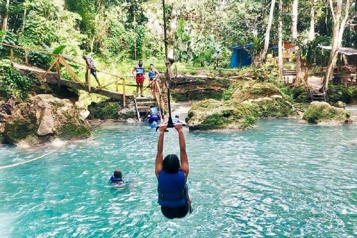 Rope swing like Tarzan/ Jane