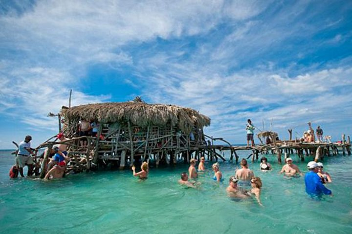 Pelican Bar