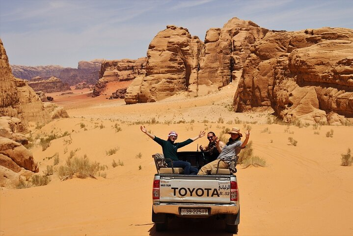 Full-Day 4x4 Wild Desert Expedition with night in private tent  - Photo 1 of 10