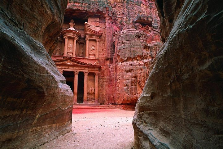 The Treasury through the Siq