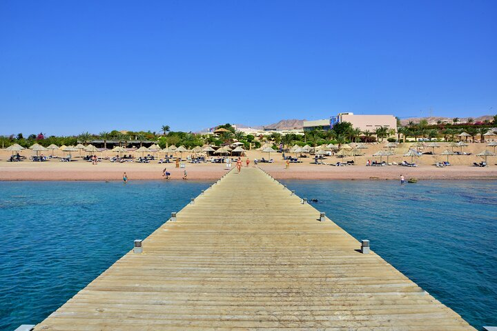 Private beach access with lunch and boat trip - Photo 1 of 7