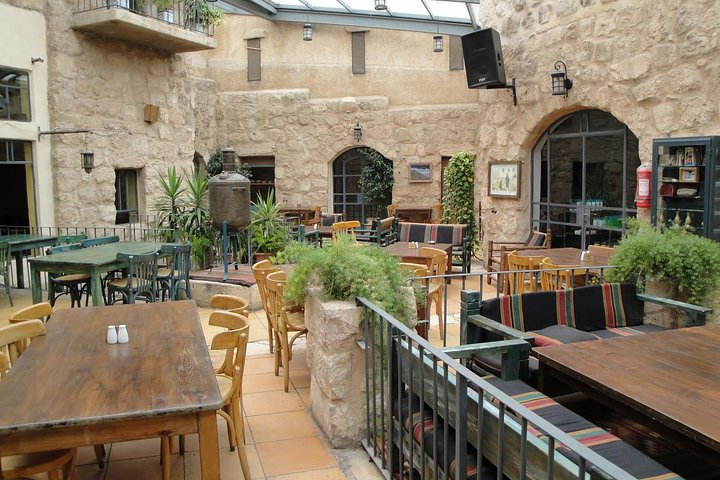 Haret Jdoudna Restaurant