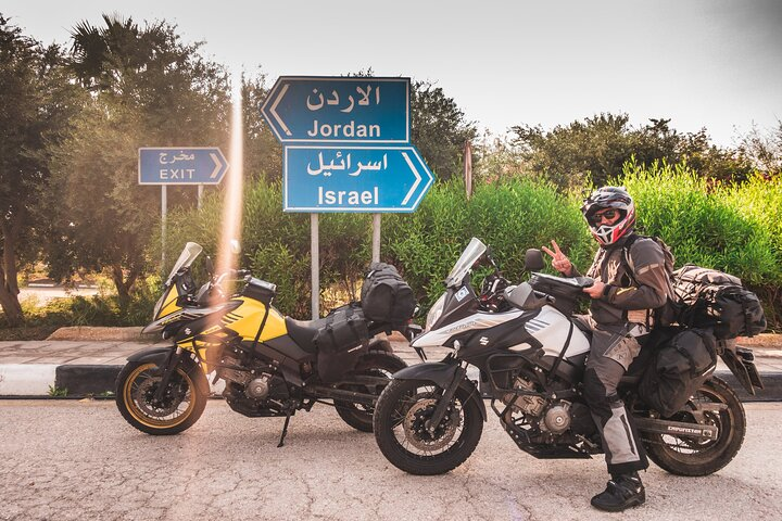 Sheikh Hussein Crossing Private Transfer to or from Aqaba - Photo 1 of 12