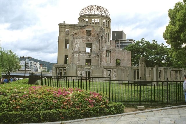 1-Day Private Sightseeing Tour in Hiroshima and Miyajima Island - Photo 1 of 6