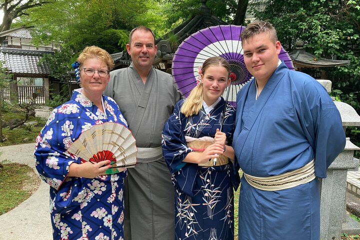 Cultural activity in Miyajima:Kimono, tea ceremony, Calligraohy and Amulet - Photo 1 of 9