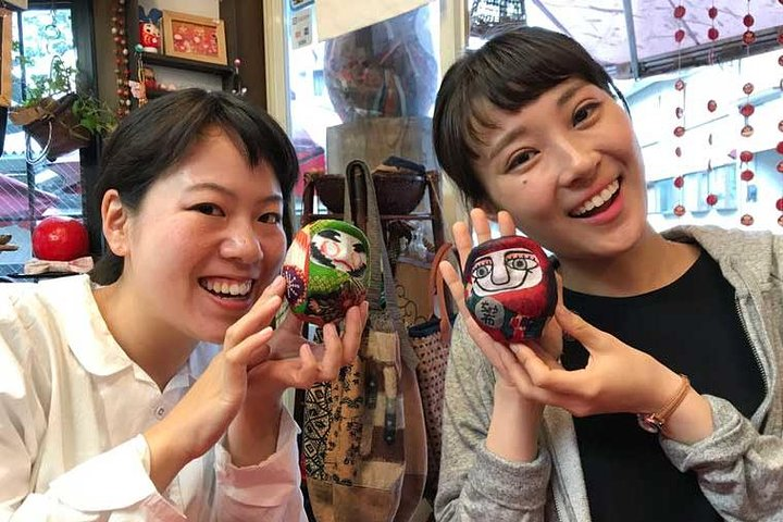 Chofu daruma craft workshop