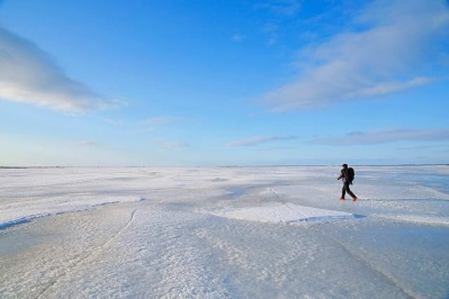 departing-from-okadama-airport-hokkaido-2-day-drift-ice-tour-using-airplanes-within-hokkaido-abashiri-rausu-drift-ice-cruise-and-a-mini-walk-along-the-ice-horizon-on-the-notsuke-peninsula_1