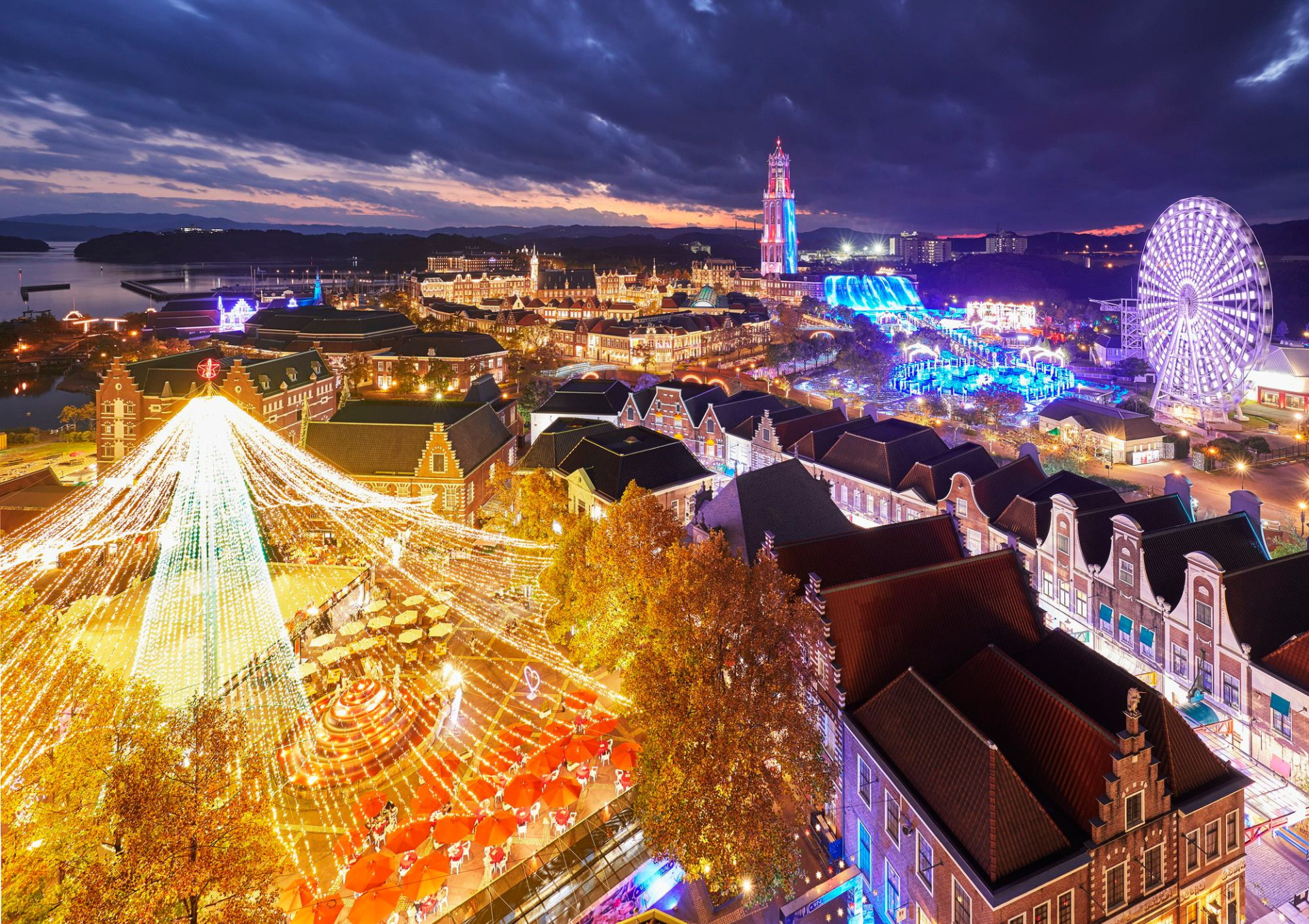 Huis Ten Bosch Theme Park - Photo 1 of 21