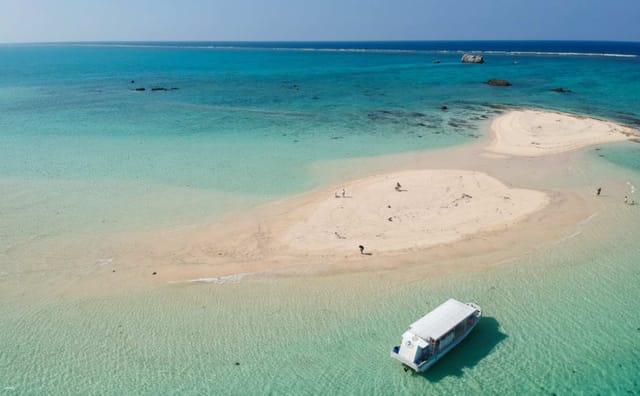 ishigaki-island-okinawa-phantom-island-hamajima-island-snorkeling-half-day-tour-kabira-bay-glass-boat-ticket-included_1