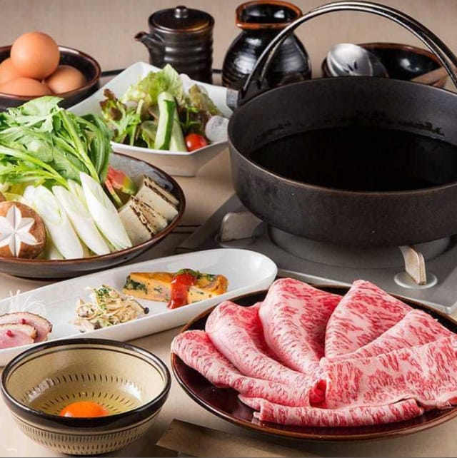 Japanese Fukuoka Gourmet｜Sukiyaki·Shabu-Shabu Specialty Store·Kuroya Nishi-Nakasu Store｜Online Reservation - Photo 1 of 6