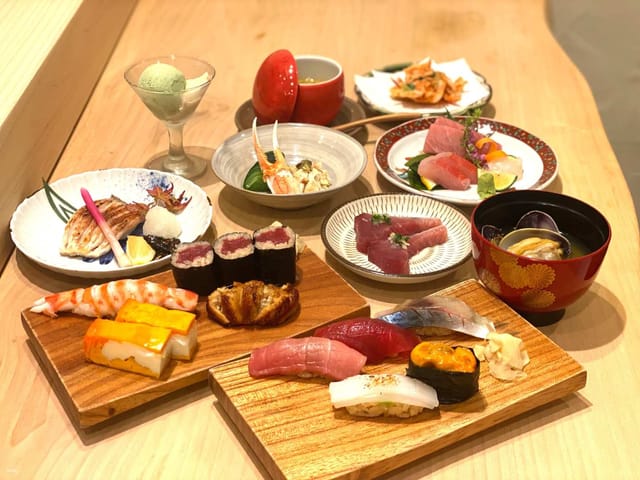 japanese-sushi-place-kawaji-honten-in-okinawa-online-reservation_1