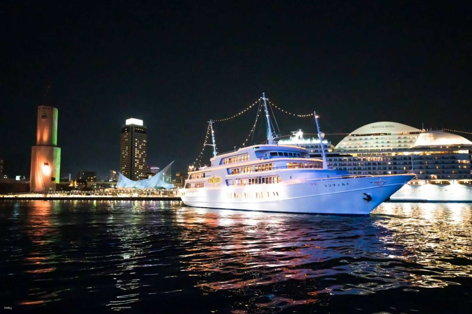 神戸 の Kobe, Japan｜Luxury cruise ship Concerto｜Twilight cruise | Pelago