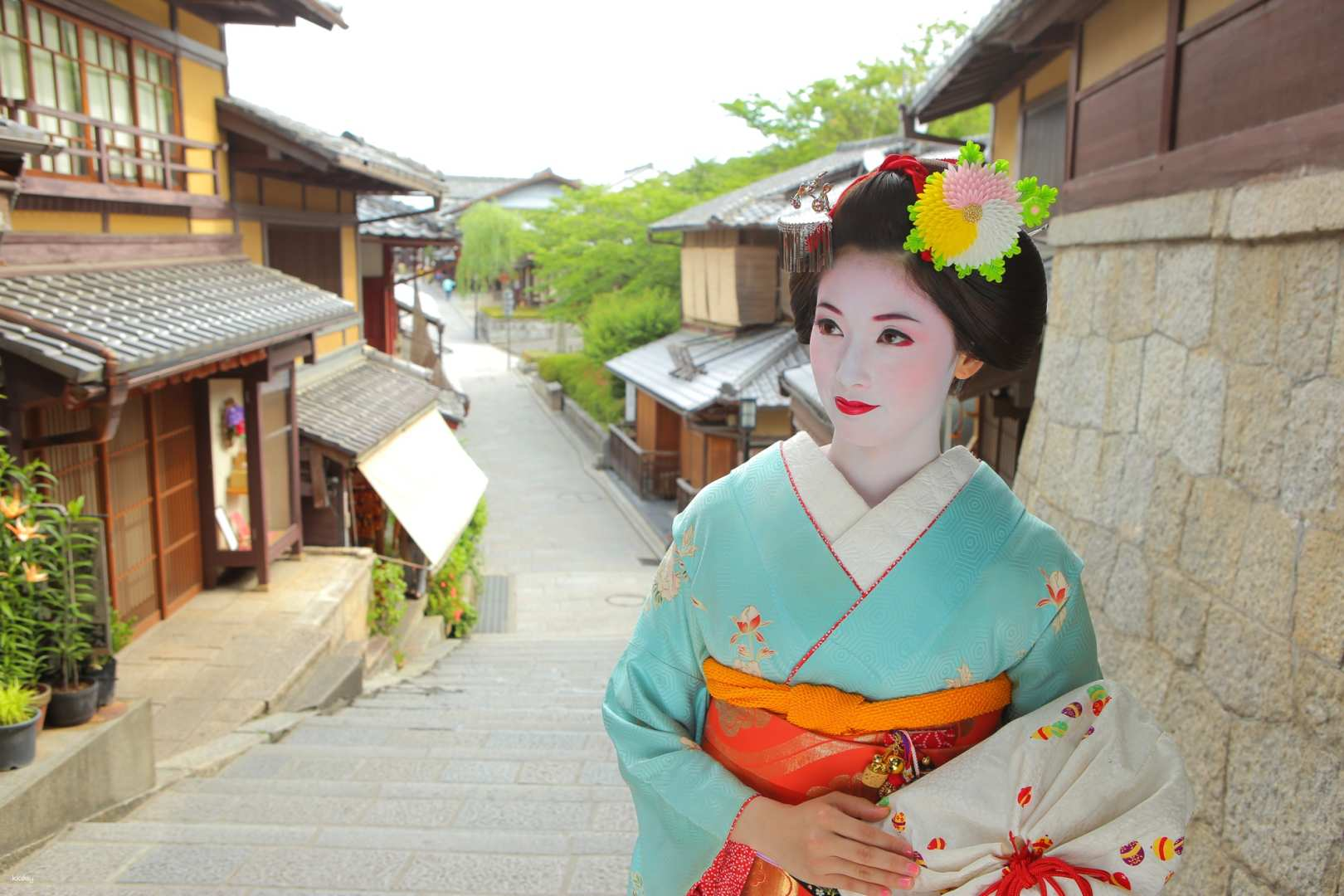 Kyoto Maiko Makeover & Photoshoot Experience Near Kiyomizu-dera Temple| Japan - Photo 1 of 8