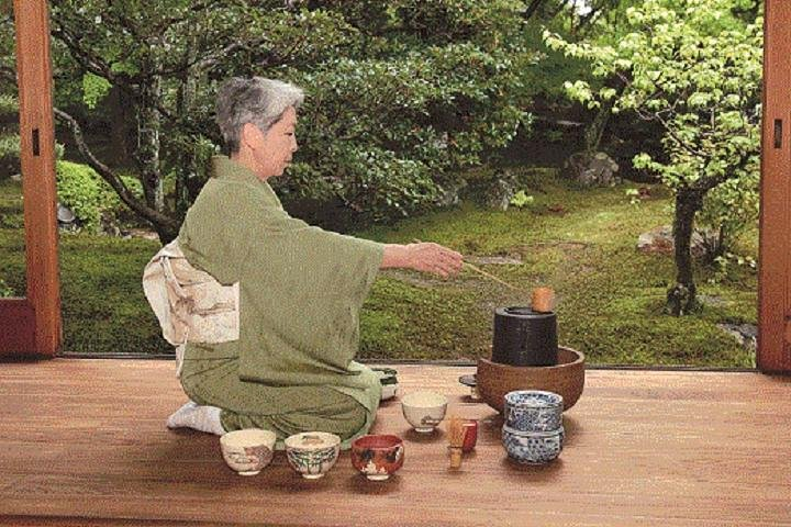 KYOTO Tea Ceremony with kimono near by Daitokuji  - Photo 1 of 9