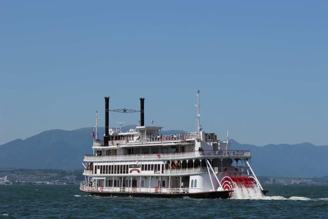 lake-biwa-michigan-sightseeing-cruise-otsu_1