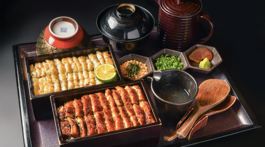 Savor the exquisite textures and flavors of hitsu-mabushi in Nagoya featuring golden eel delicacies and a delightful drink or dessert to complement your meal experience.