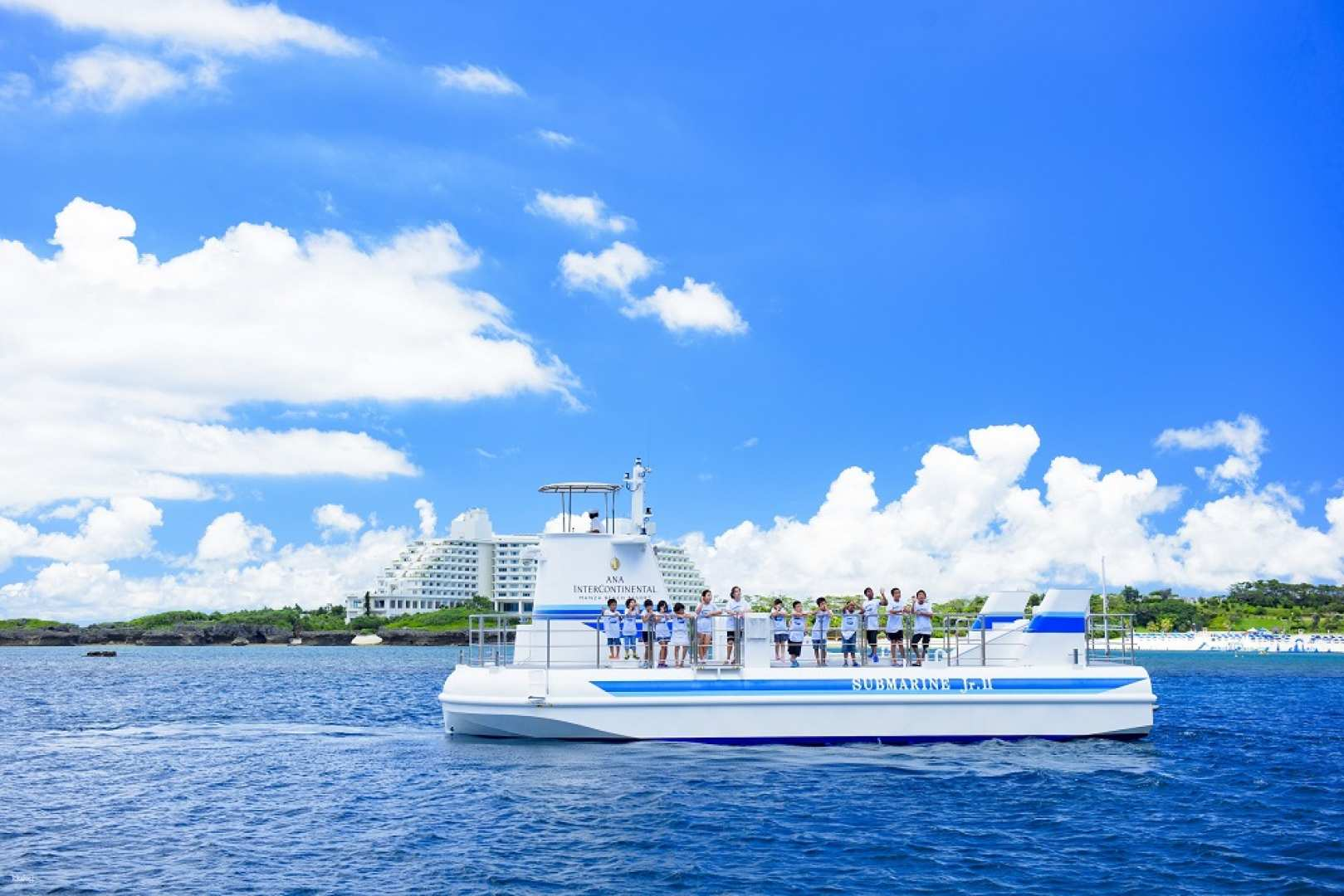 Mobile Aquarium: Saburamin Jr. II Underwater Observatory Boat Ticket | Okinawa - Photo 1 of 5