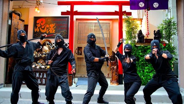 Pelatihan Ninja di Asakusa, Tokyo - Photo 1 of 11