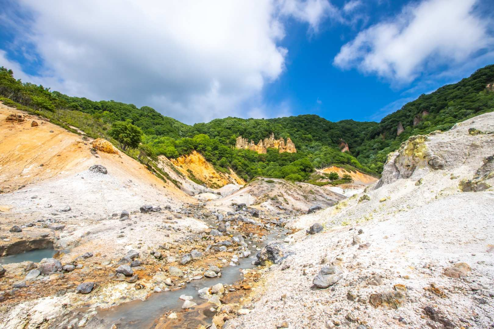 Noboribetsu & Toya 1 Day Tour - Photo 1 of 8