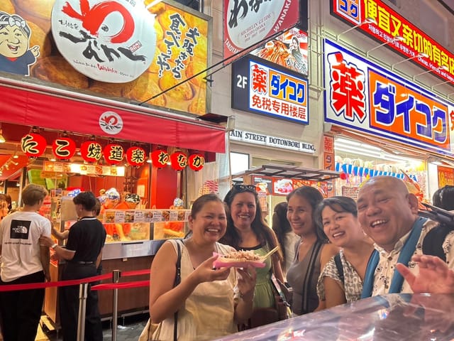 【Osaka JOINER】Understand the different Osaka. Choose one of three city tour packages including a human-guided tour guide. - Photo 1 of 14